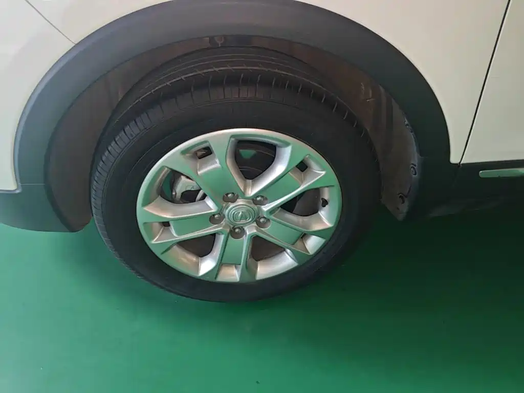 Changan CS15 — миниатюра 23
