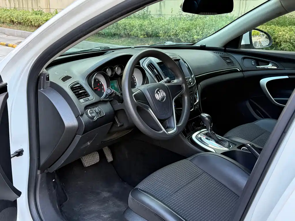 Buick Regal — миниатюра 7