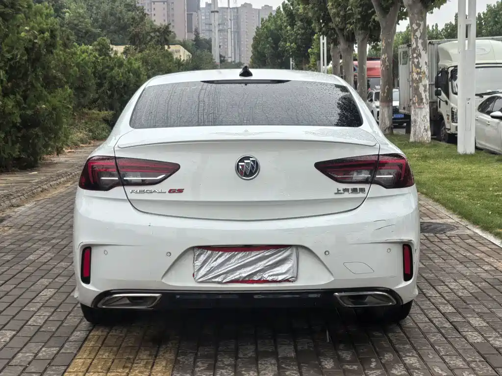 Buick Regal — миниатюра 5
