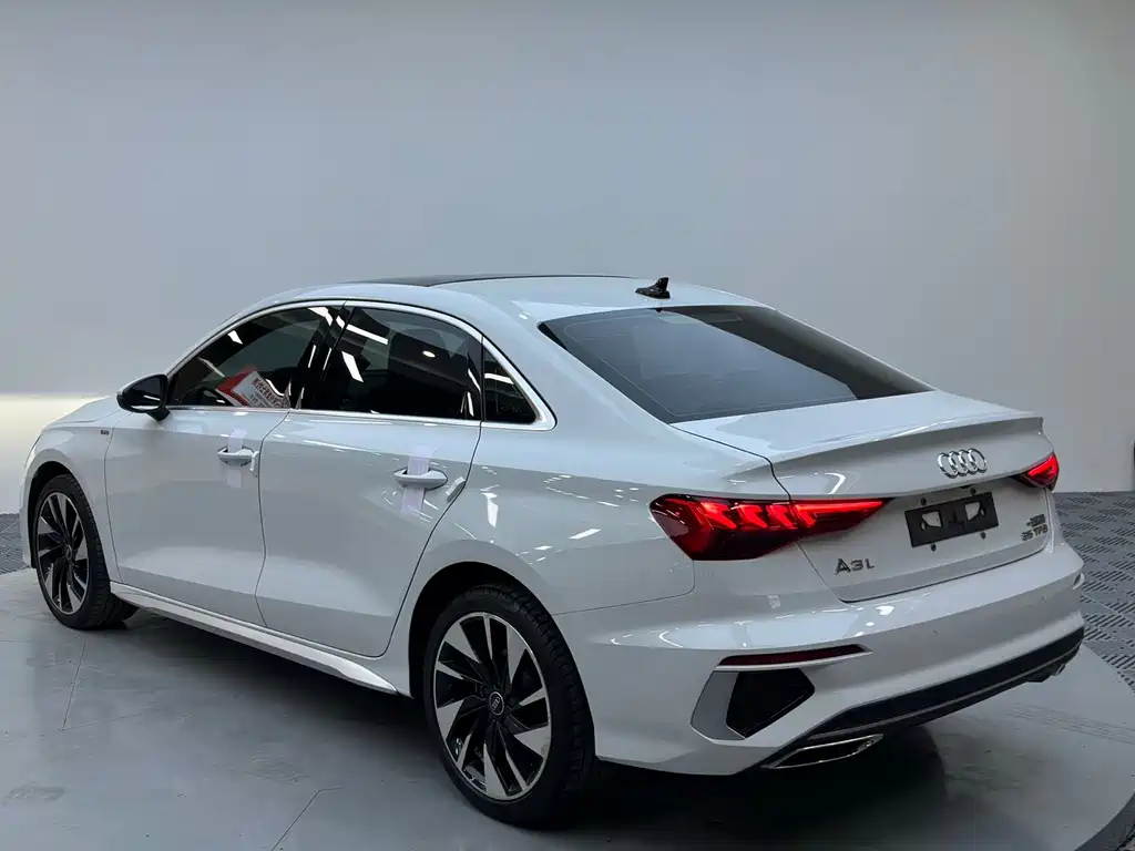 Audi A3 — миниатюра 5