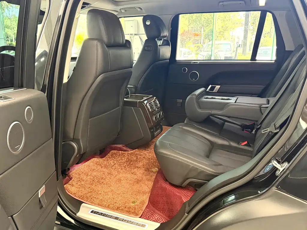 Land Rover Range Rover — миниатюра 8
