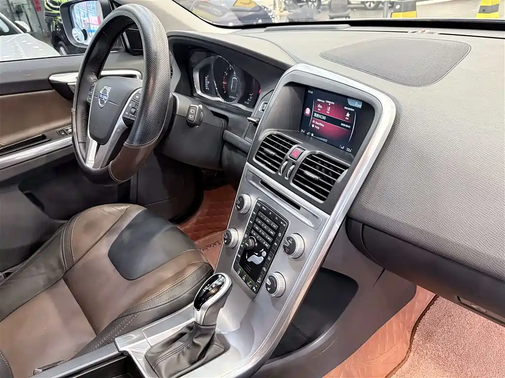 Volvo XC60 — миниатюра 18