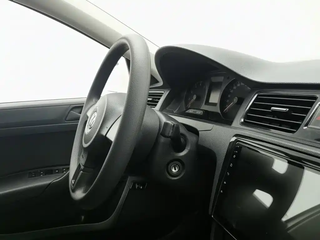 Volkswagen Santana — миниатюра 22