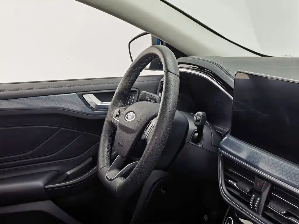 Ford Focus — миниатюра 22
