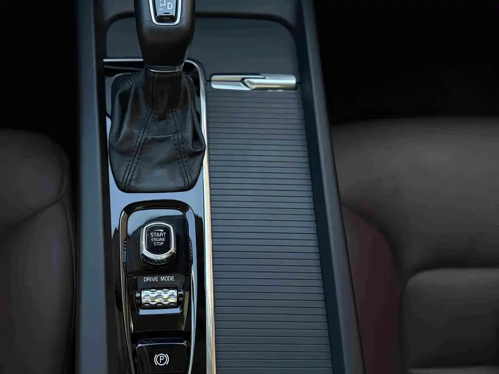 Volvo XC60 — миниатюра 11