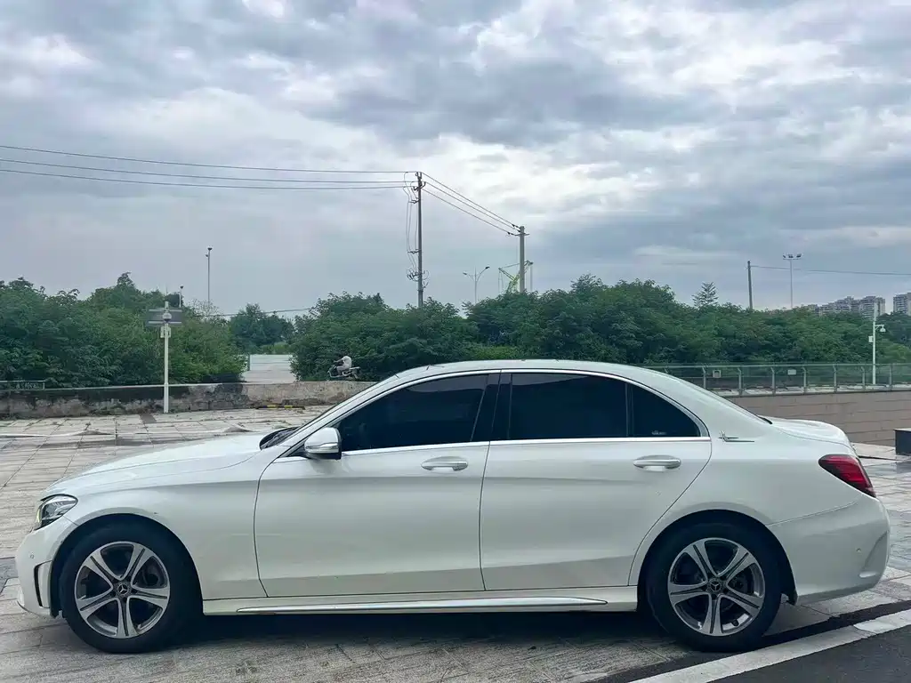 Mercedes-Benz C-Class — миниатюра 17