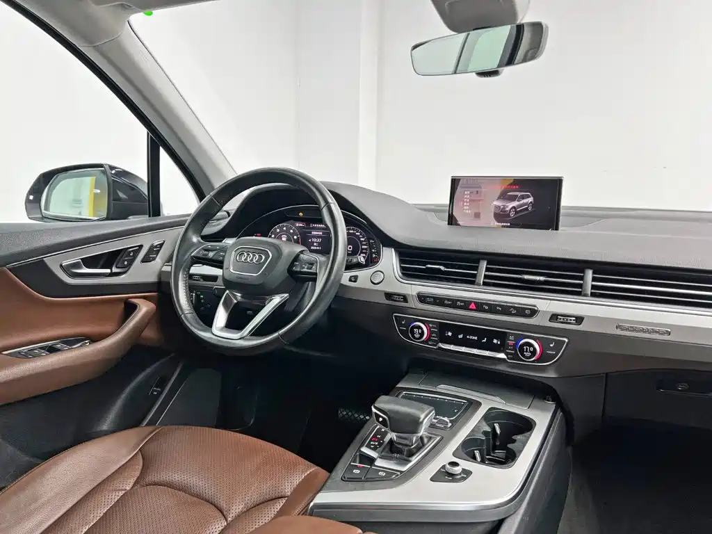 Audi Q7 — миниатюра 25