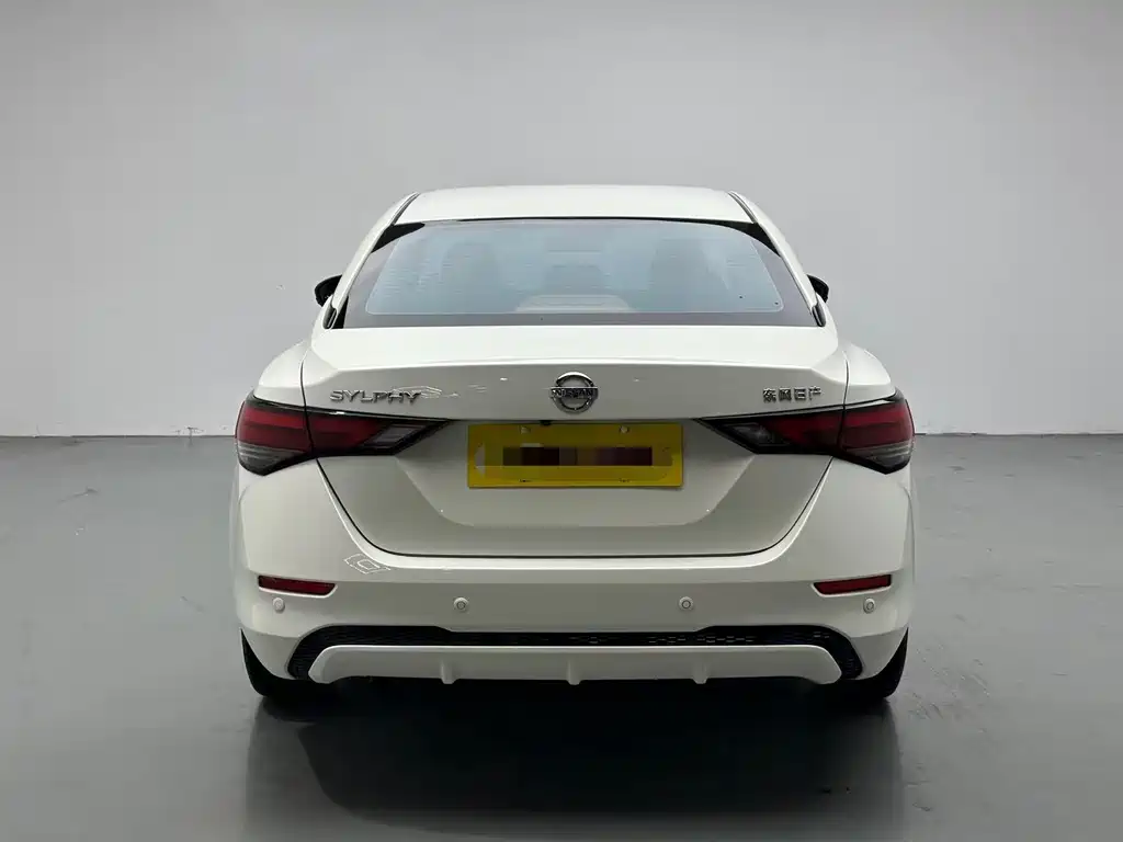 Nissan Sylphy — миниатюра 8