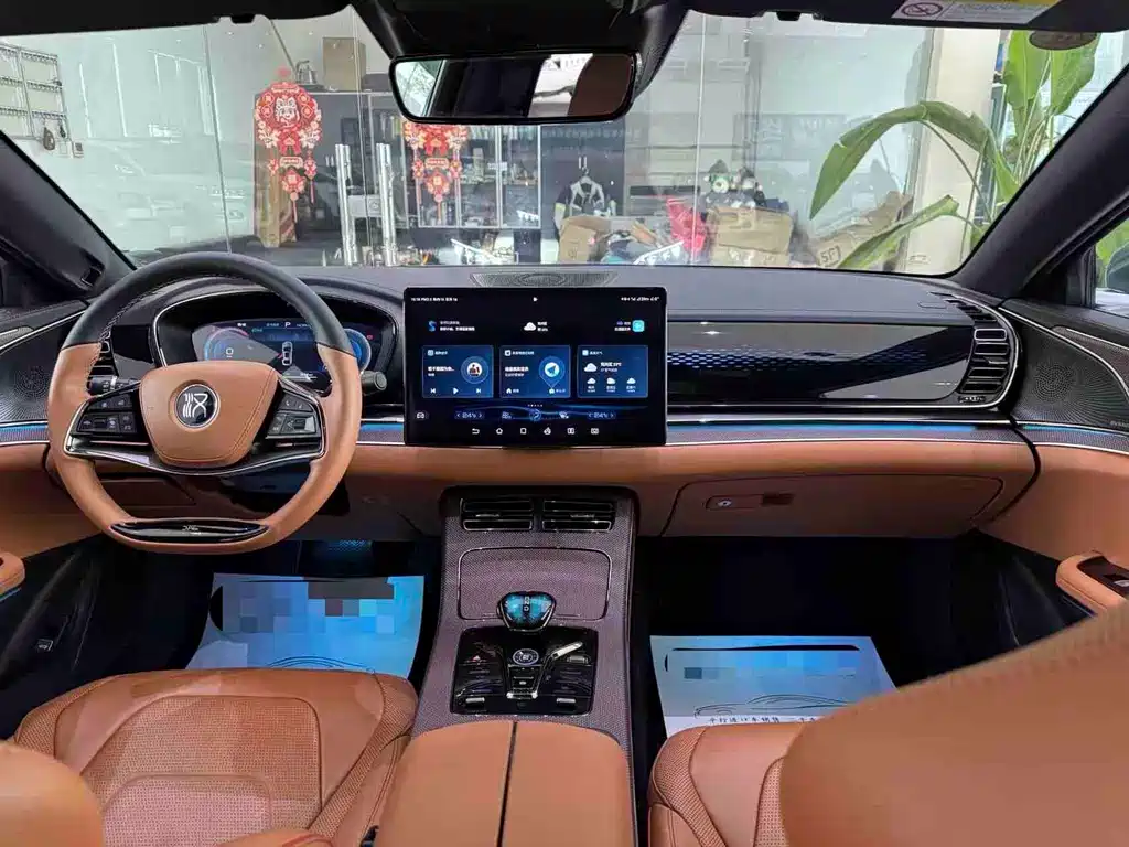 BYD Han — миниатюра 3