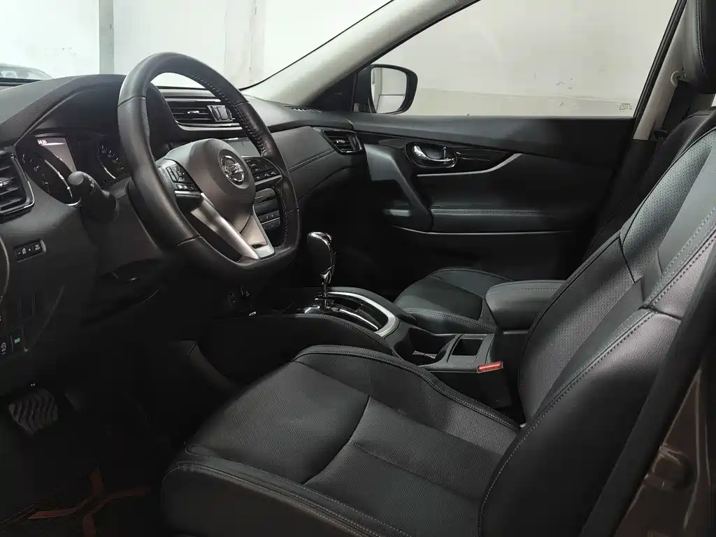 Nissan X-Trail — миниатюра 9