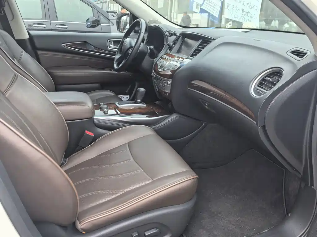 Infiniti QX60 (Import) — миниатюра 5