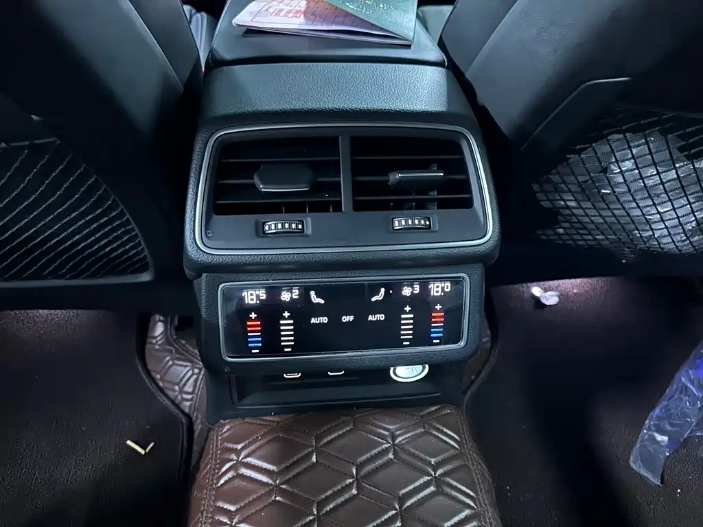 Audi A6L — миниатюра 12