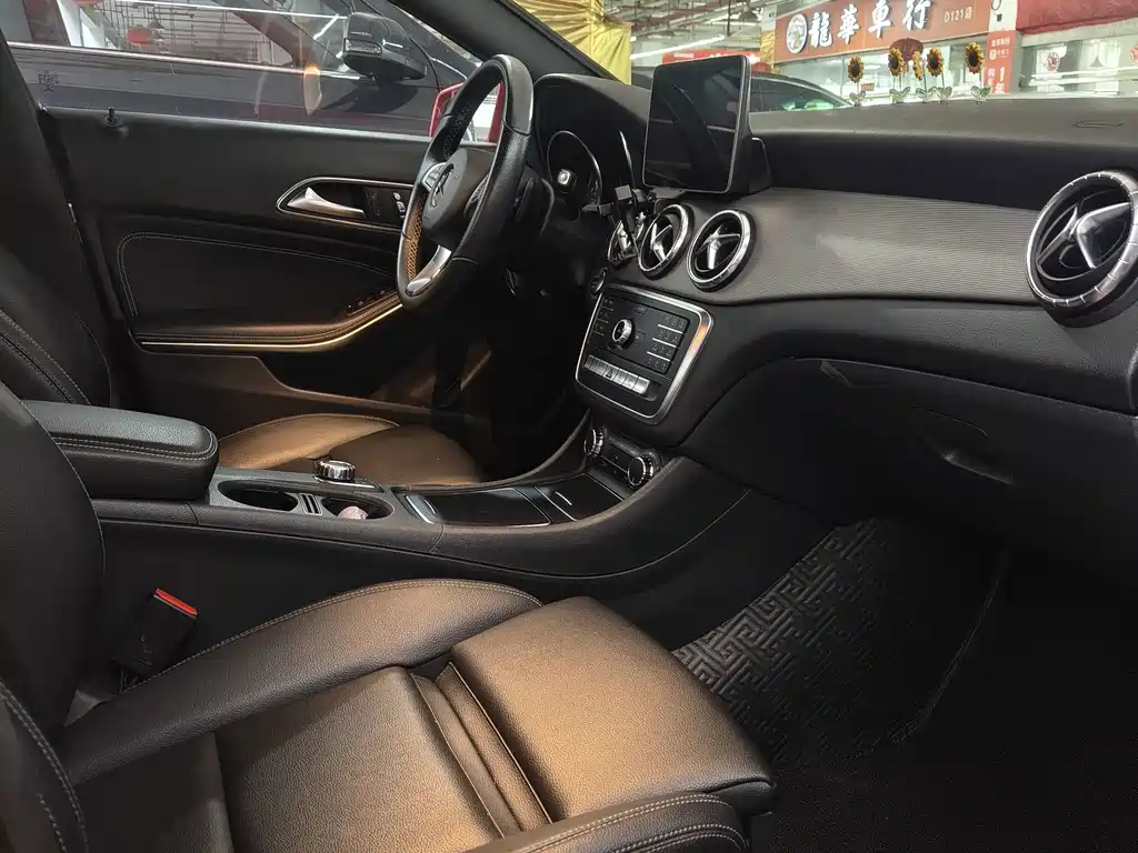 Mercedes-Benz CLA (Import) — миниатюра 7