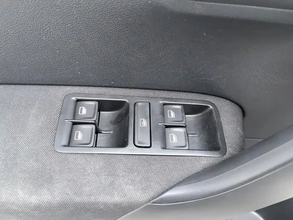 Volkswagen Polo — миниатюра 9