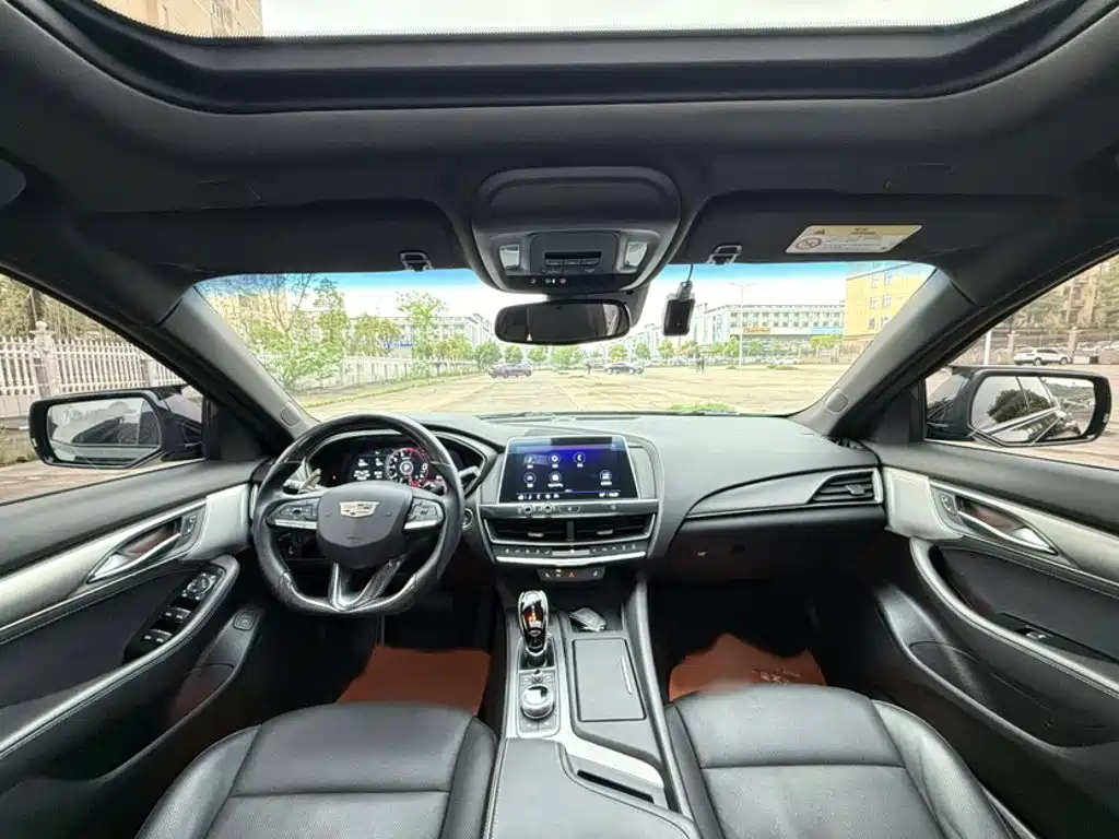Cadillac CT5 — миниатюра 13