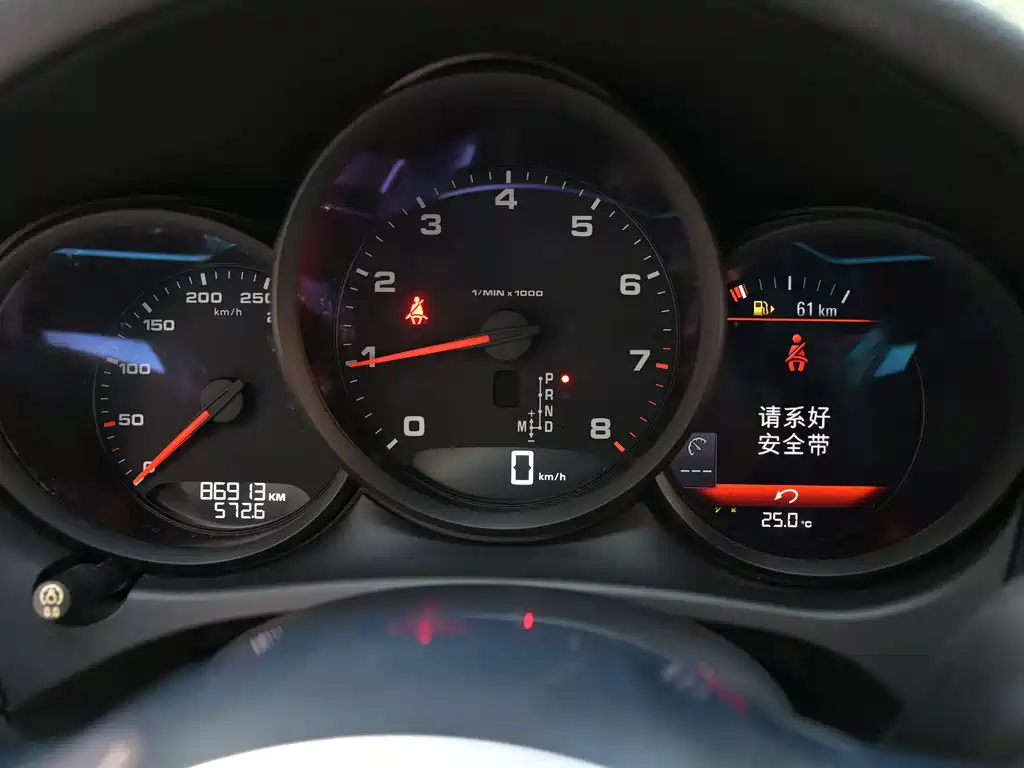 Porsche Macan — миниатюра 6