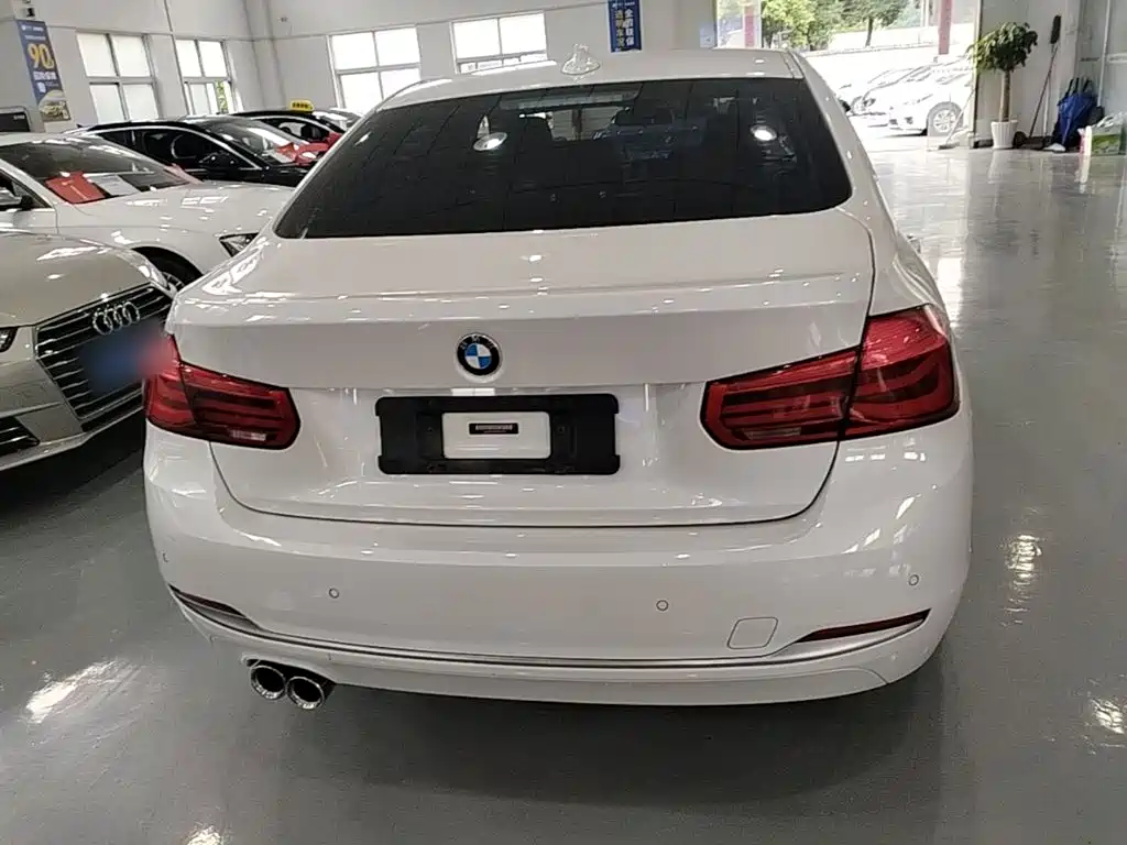 BMW 3 Series — миниатюра 6