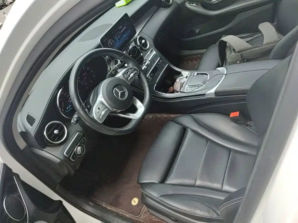 Mercedes-Benz C-Class — миниатюра 15