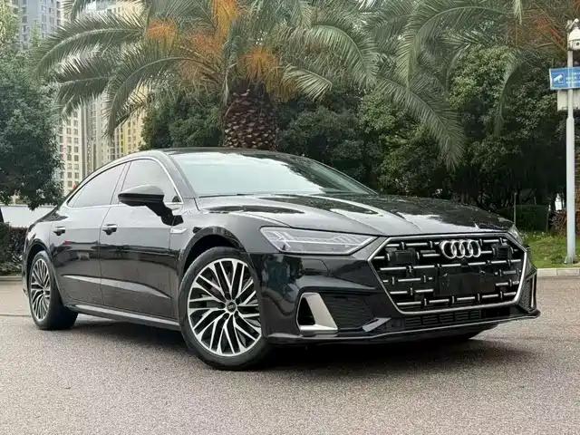 AUDI A7L