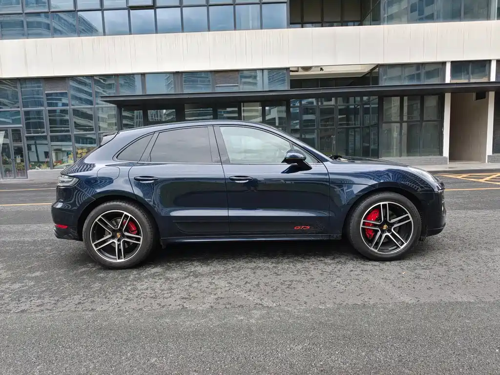 Porsche Macan — миниатюра 7