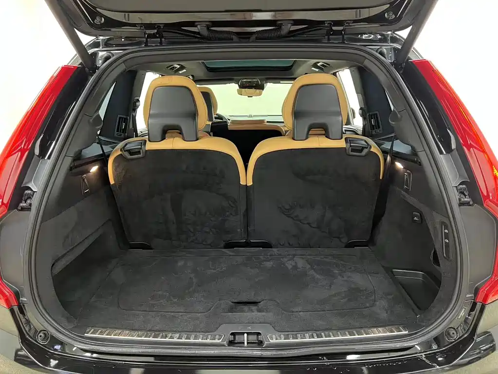 Volvo XC90 — миниатюра 34