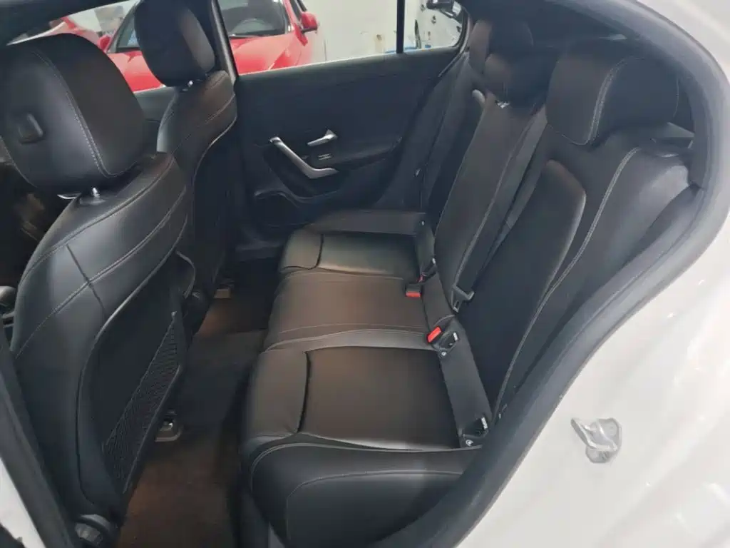 Mercedes-Benz A-Class (Import) — миниатюра 17