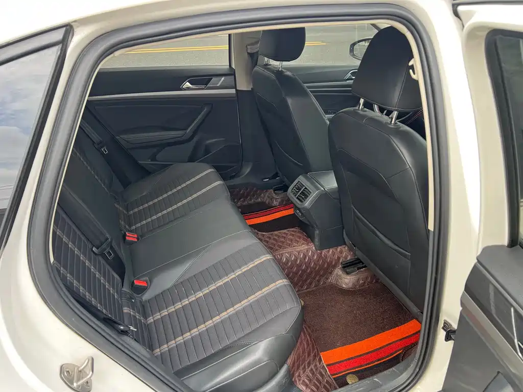 Volkswagen Lavida — миниатюра 13
