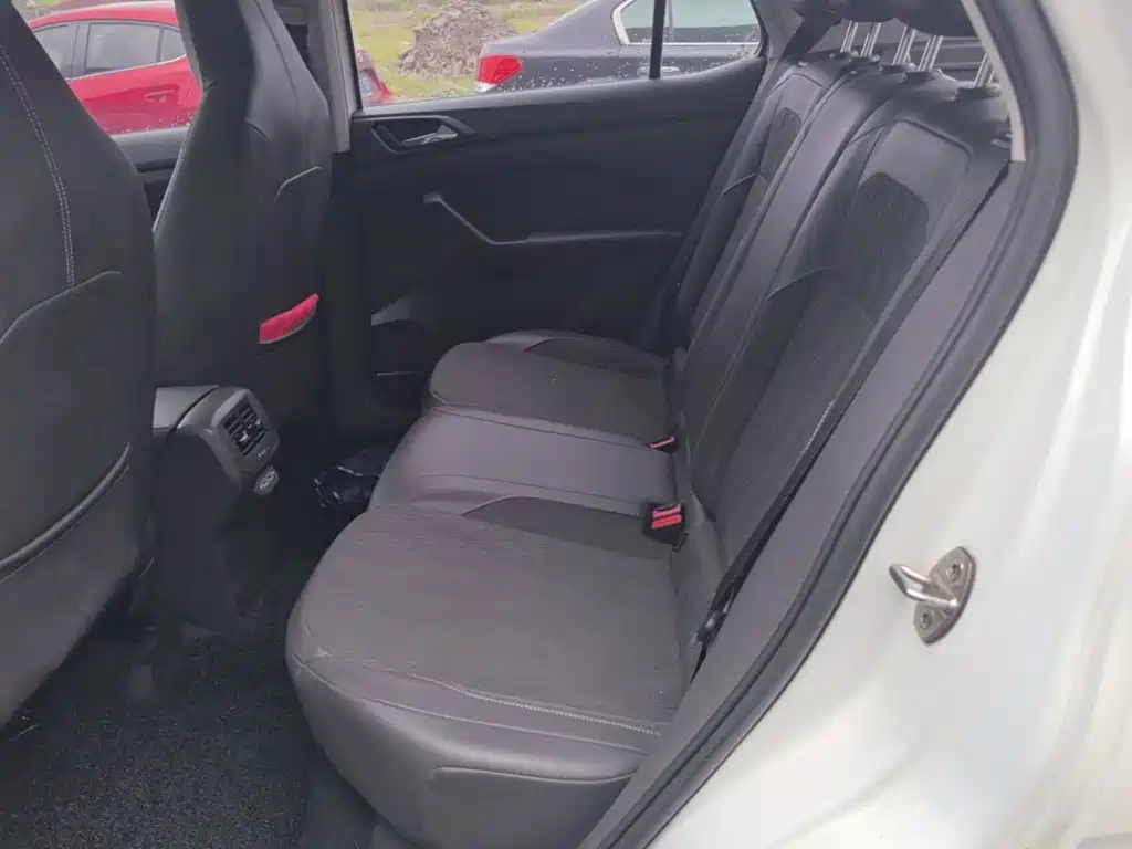 Volkswagen T-Cross — миниатюра 17