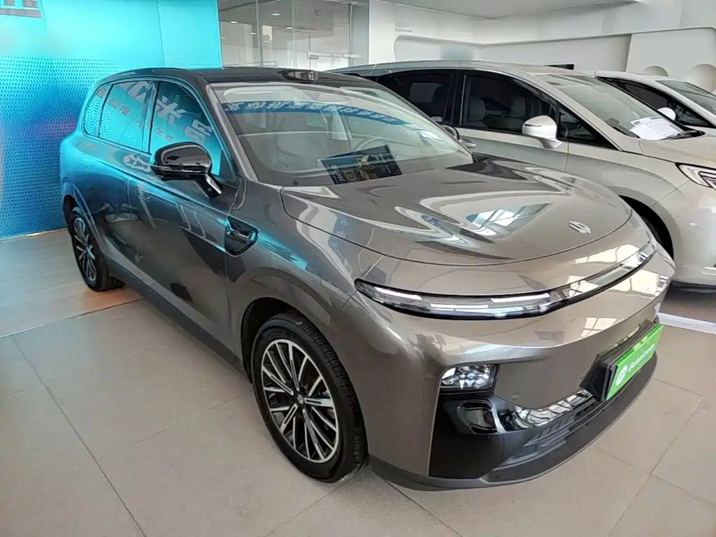 Leapmotor Leapmotor B10 — миниатюра 4
