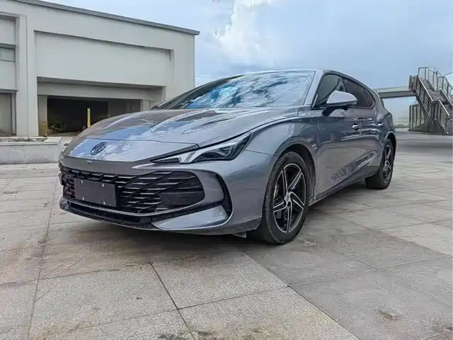2025 MG MG7