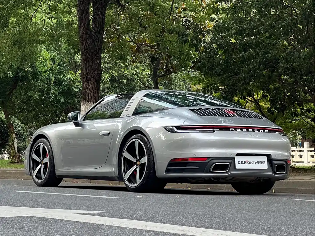 Porsche 911 — миниатюра 6