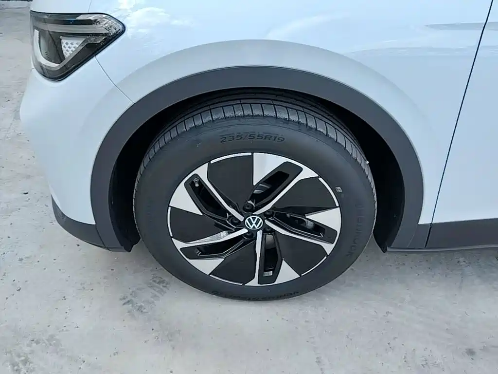 Volkswagen ID.4 Crozz — миниатюра 23