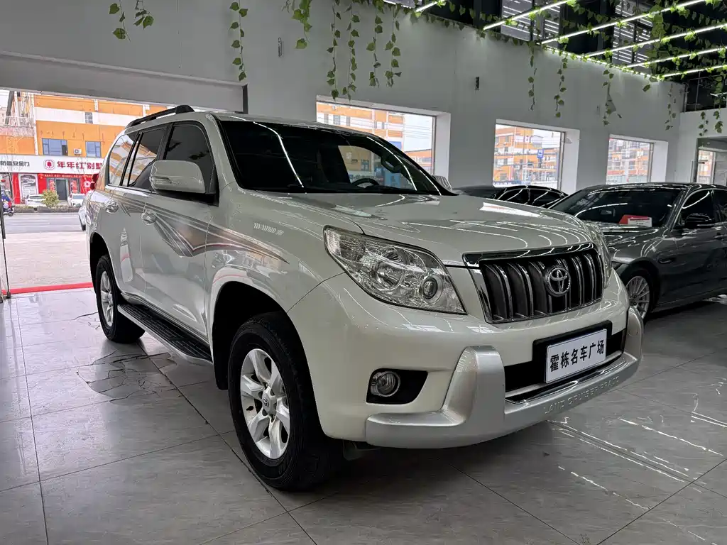 Toyota Land Cruiser Prado 2010 4.0L AT TX-L
