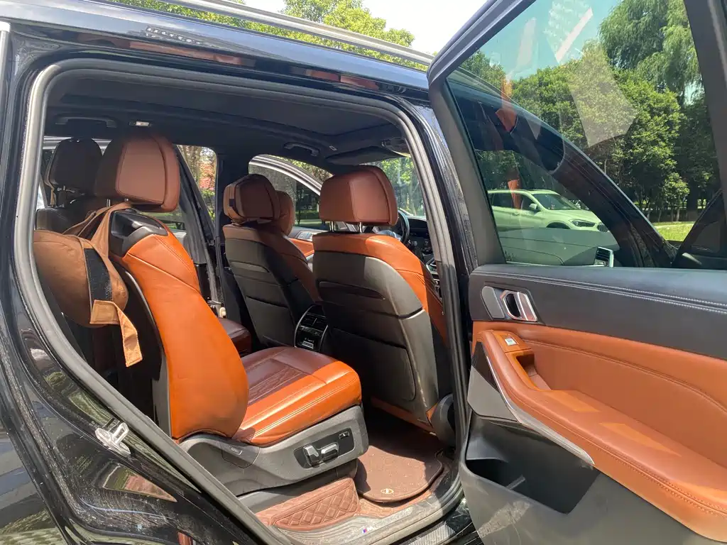 BMW X7 Facelift xDrive40i Premium Type M Sport Package, фото 6