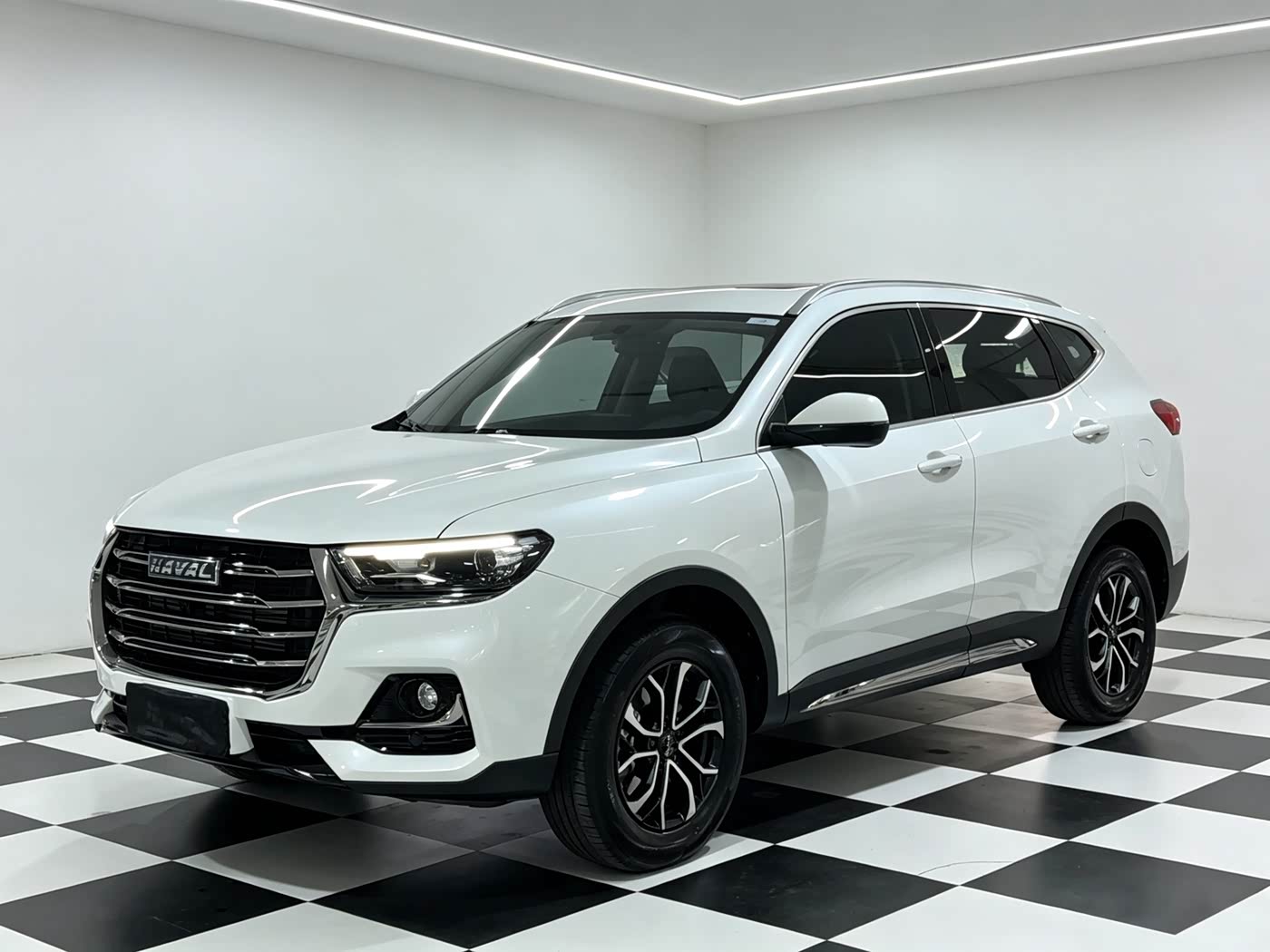 Haval Haval H6 1.5 л 2023 г. Белый, пробег 11000 км