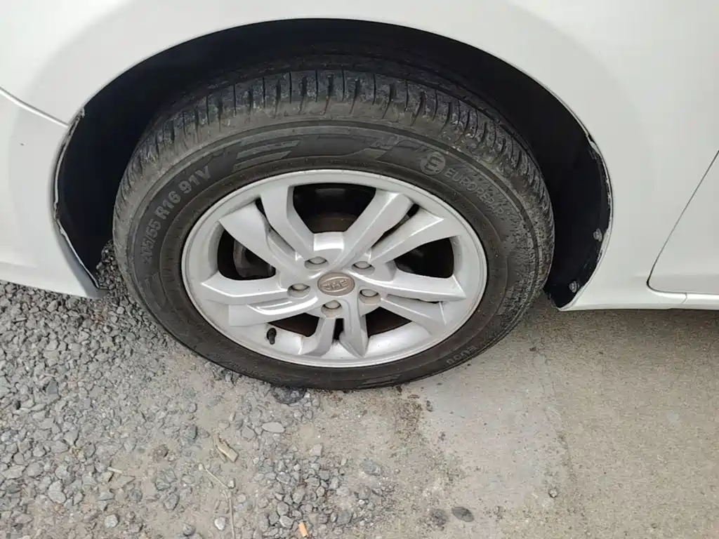 BYD Surui — миниатюра 23