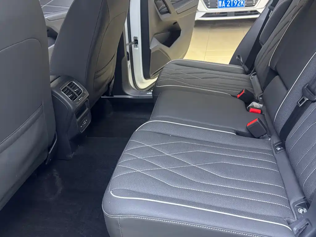 Volkswagen Tiguan L L 2023 280TSI AT