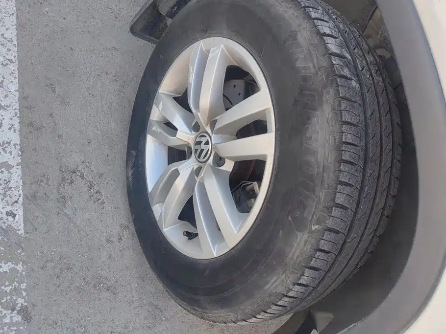 Volkswagen Tiguan — миниатюра 6