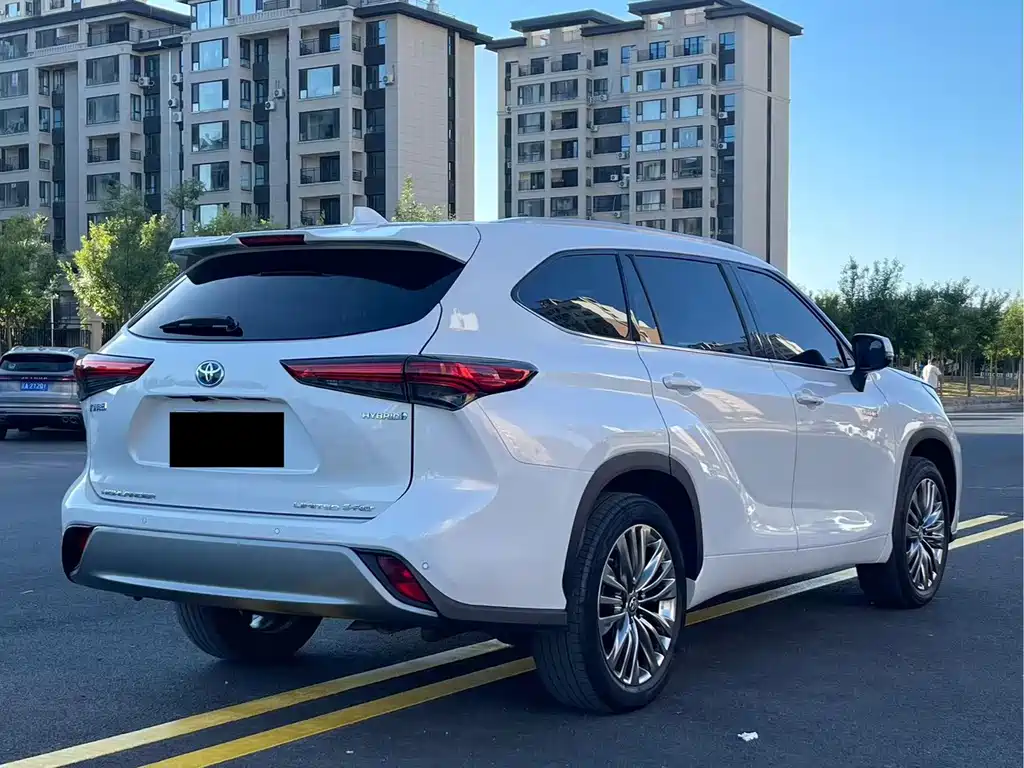 Toyota Highlander — миниатюра 9