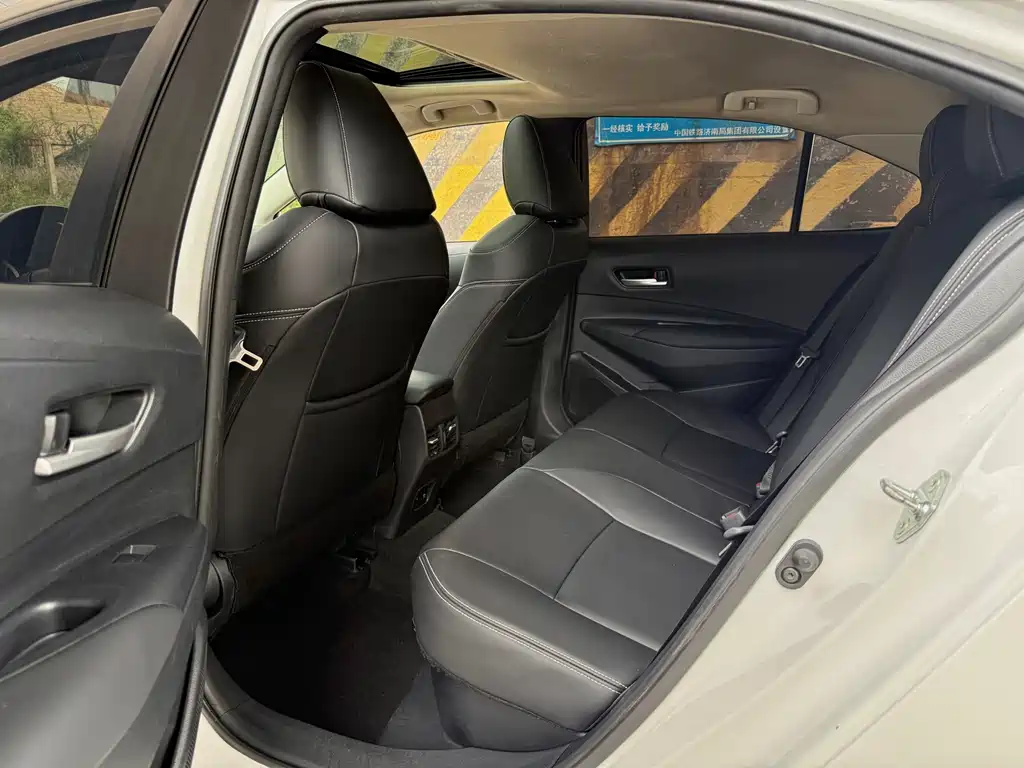 Toyota Corolla — миниатюра 7