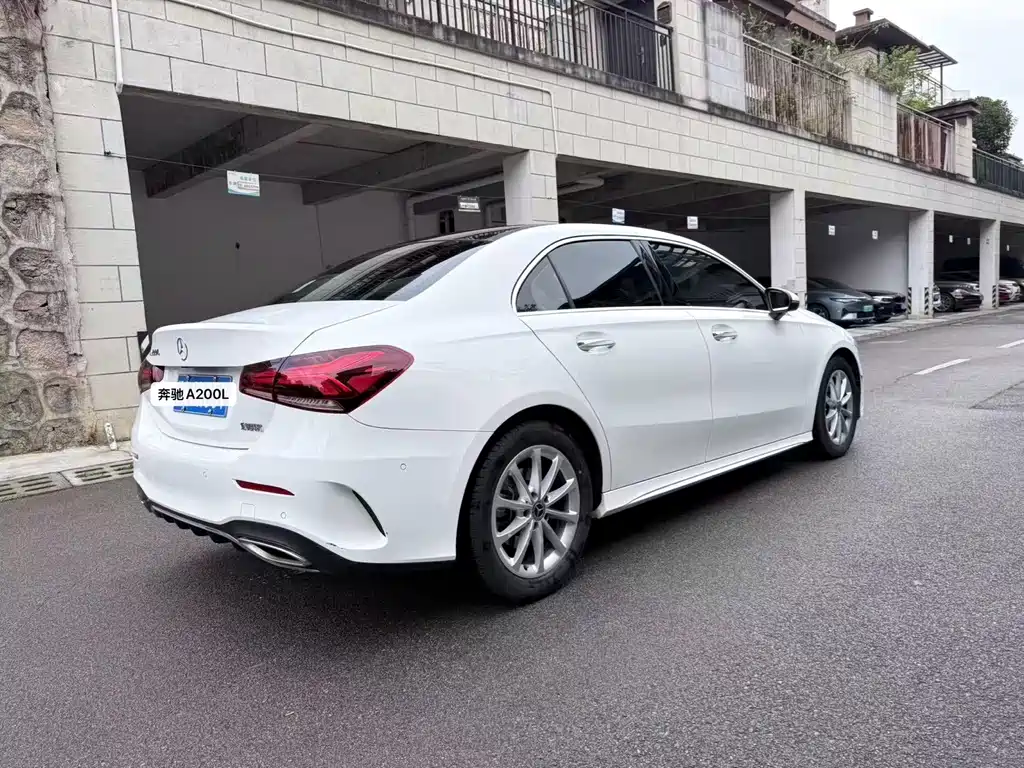 Mercedes-Benz A-Class — миниатюра 9