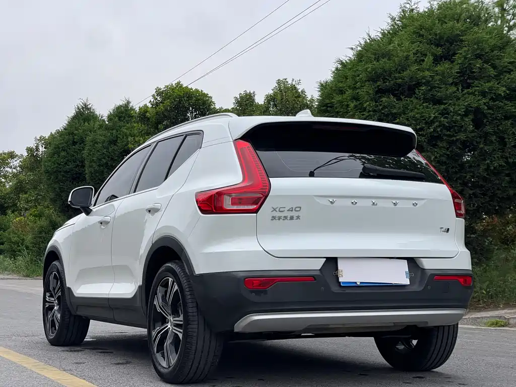Volvo XC40 2021 T4 Sport
