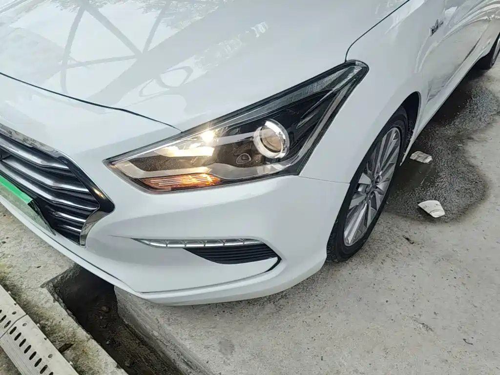 Hyundai Mistra — миниатюра 24