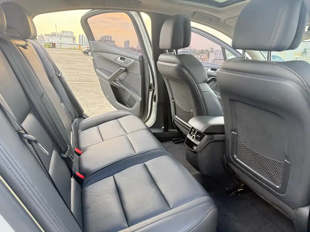 Peugeot 508 — миниатюра 10