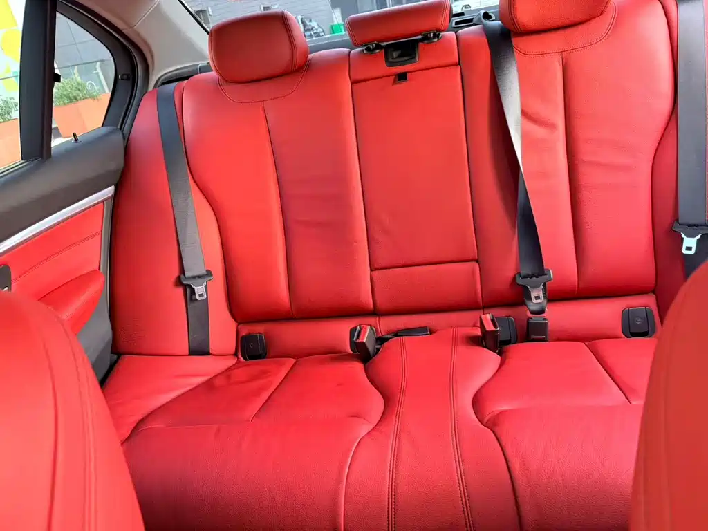 BMW 3 Series — миниатюра 22