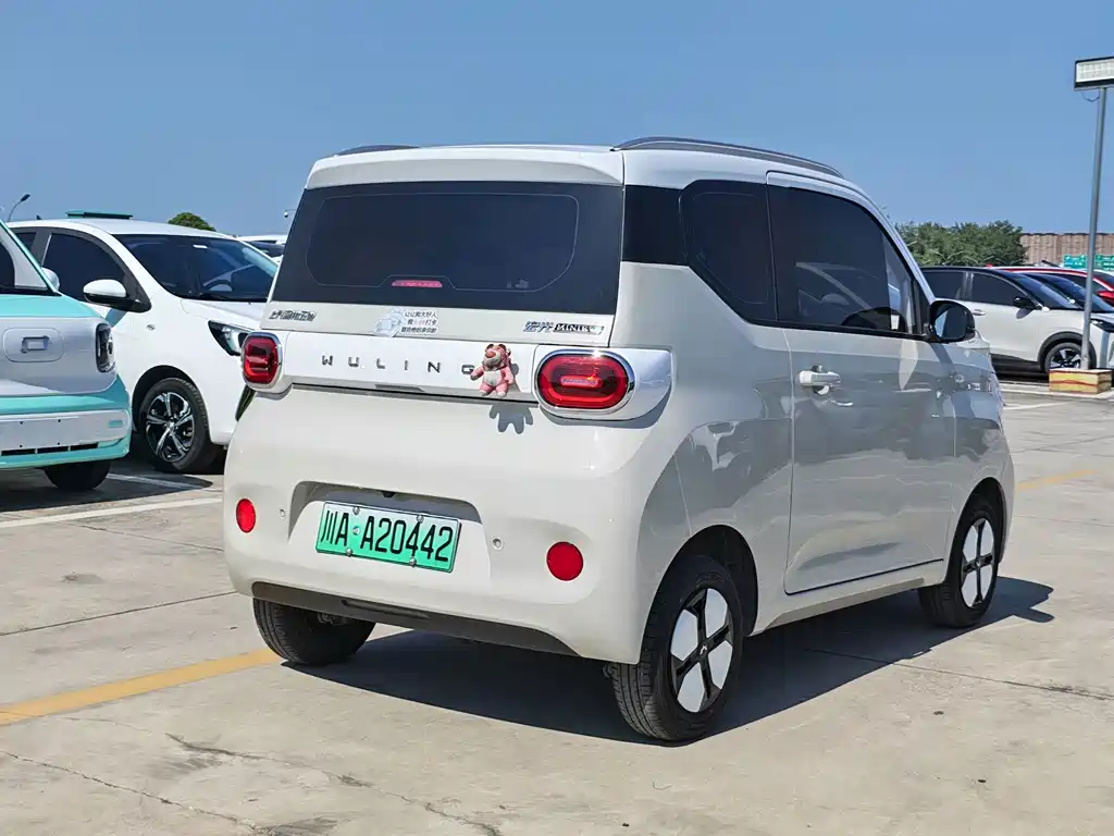 Wuling MINIEV — миниатюра 5