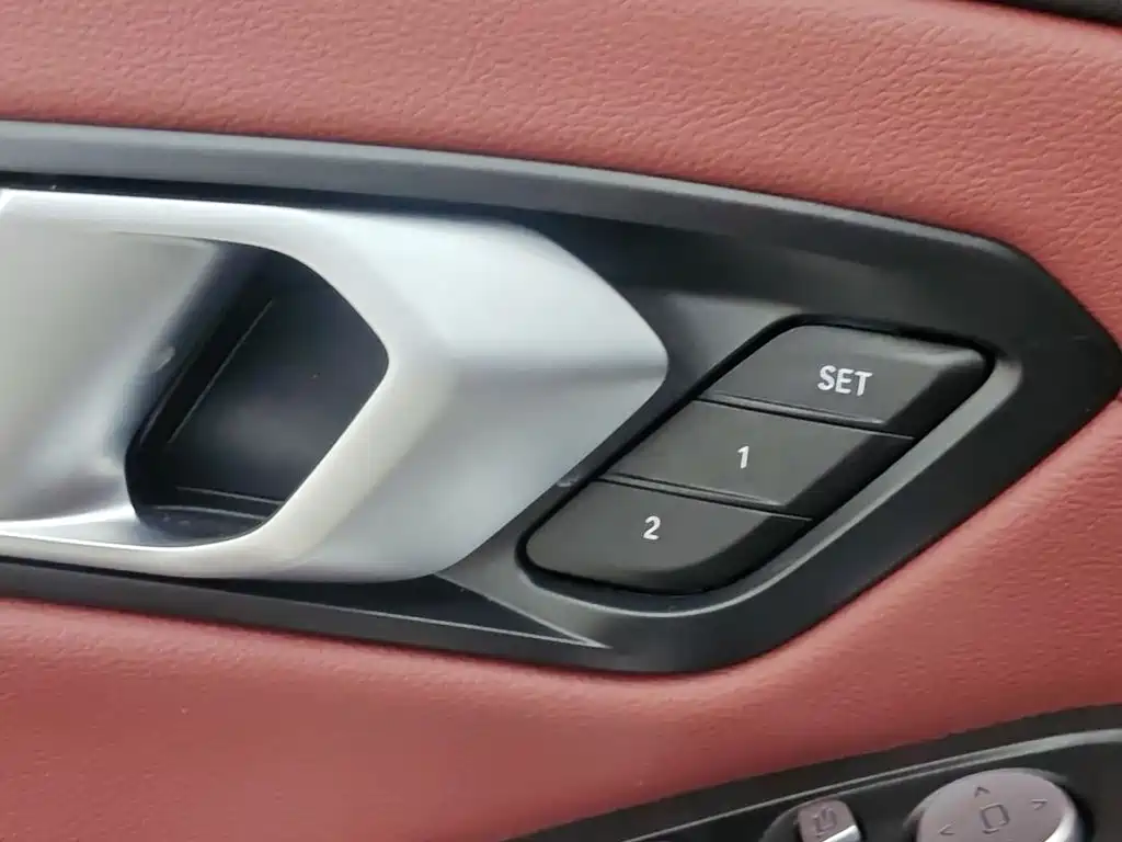 BMW 3 Series — миниатюра 13