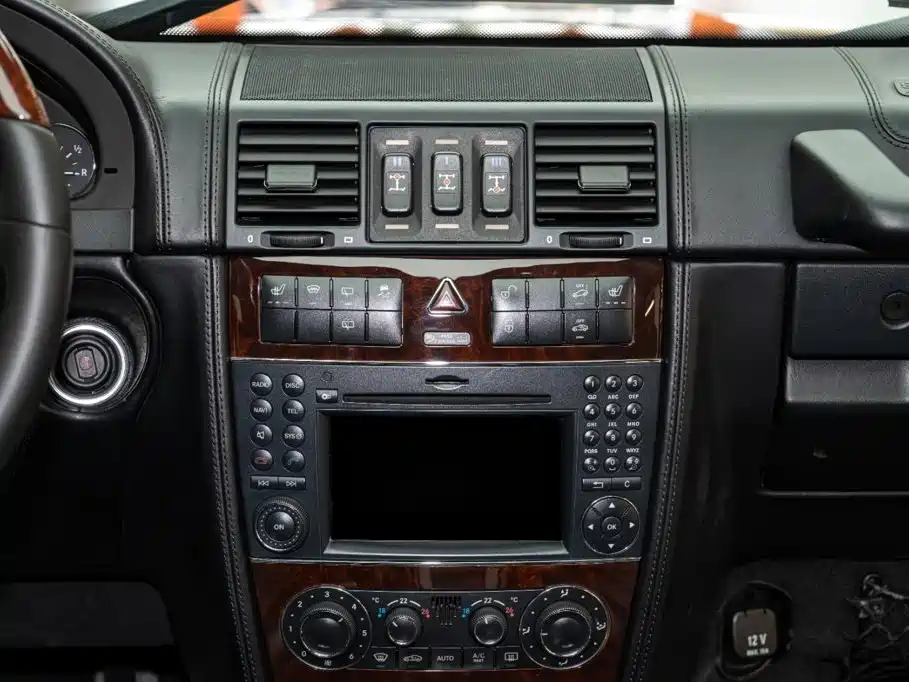 Mercedes-Benz G-Class — миниатюра 13