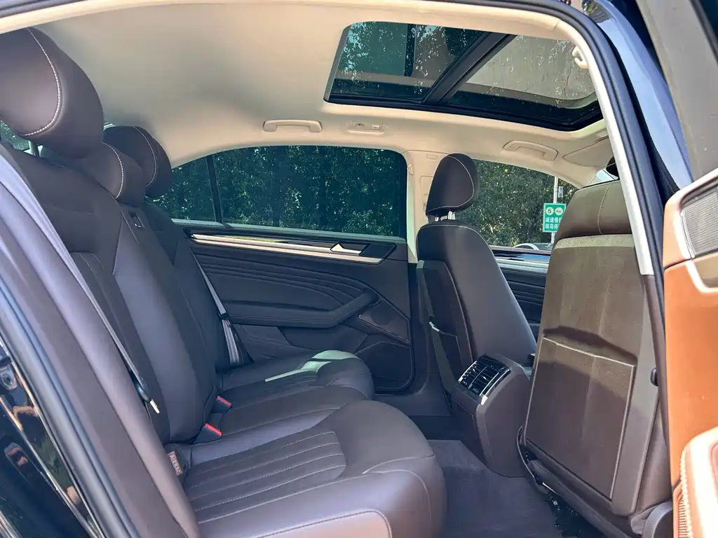 Volkswagen Phideon — миниатюра 12