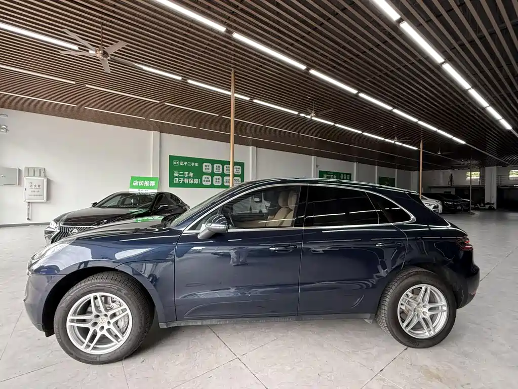Porsche Macan — миниатюра 12